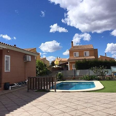 La Perla De Oasis Hotel Lliria Luaran gambar
